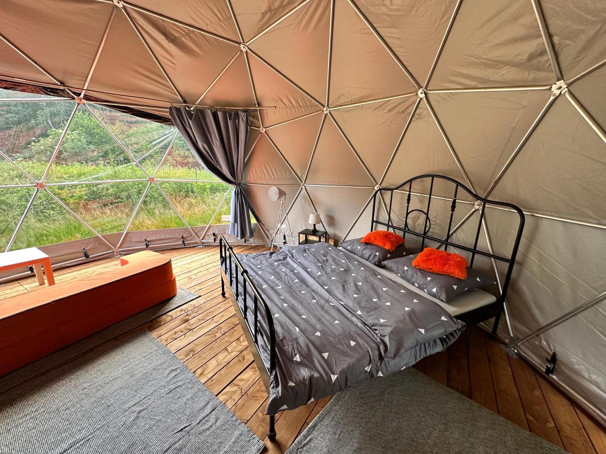 Glamping Stodola Dome Hotel Ściegny Екстериор снимка