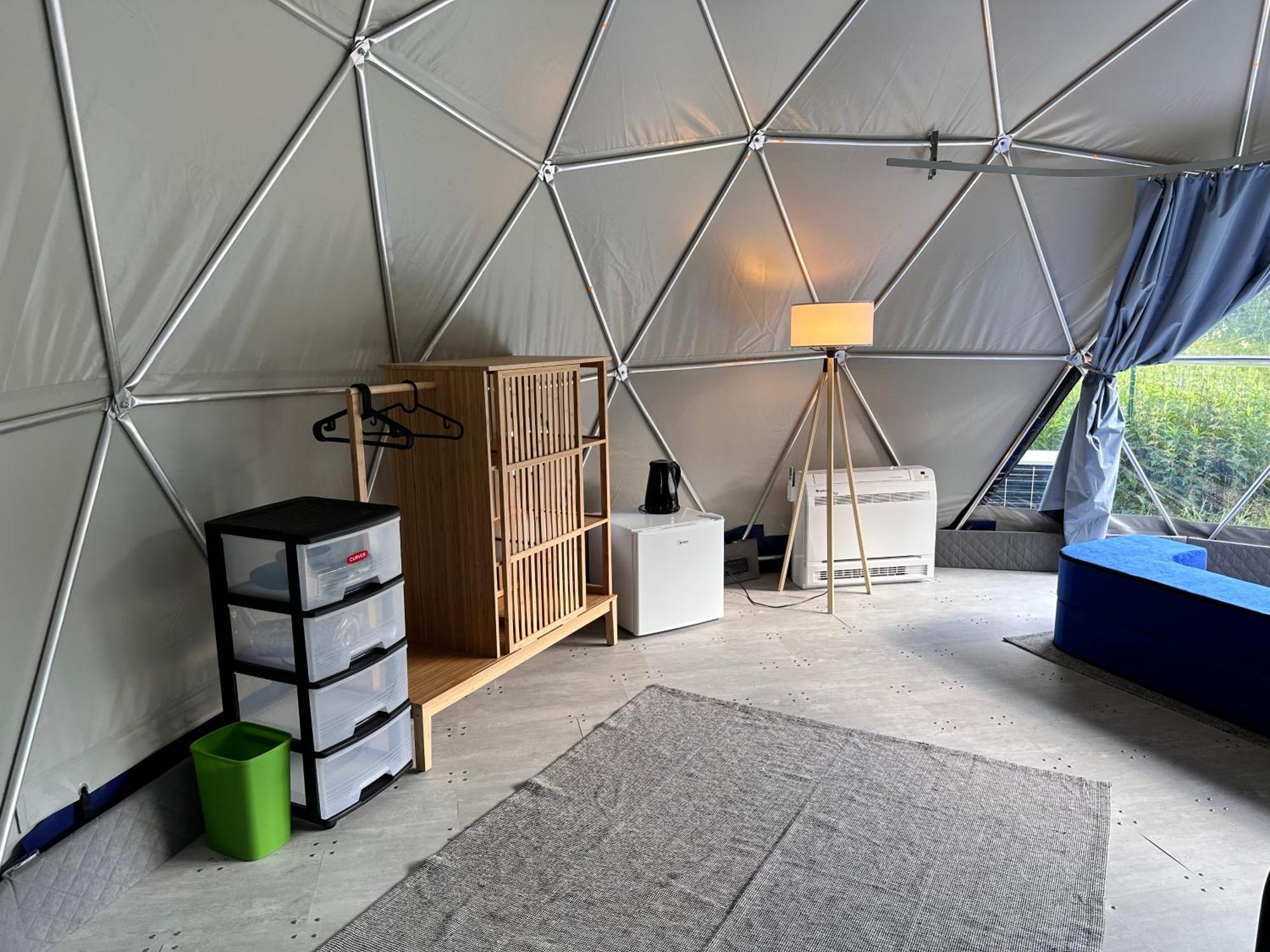 Glamping Stodola Dome Hotel Ściegny Стая снимка